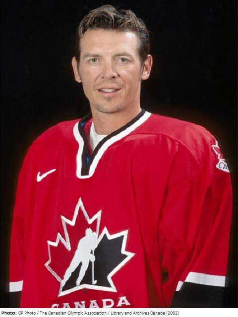 Former NHL player Theo Fleury visits B.C. First Nations community - Terrace  Standard