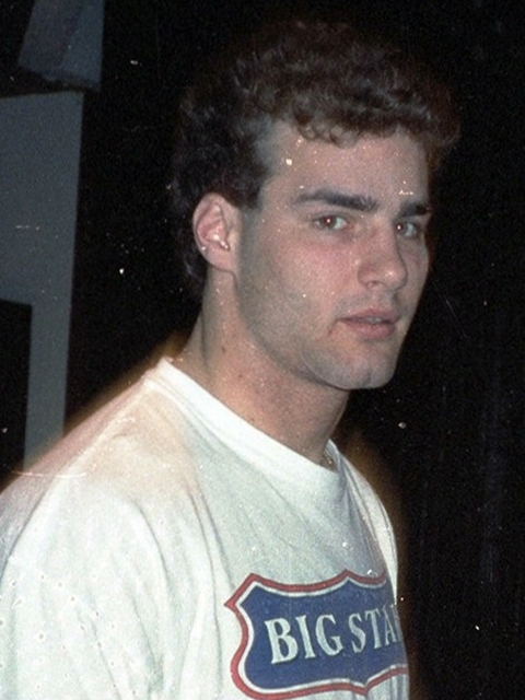 Eric Lindros and 'the fear of cutting through the middle
